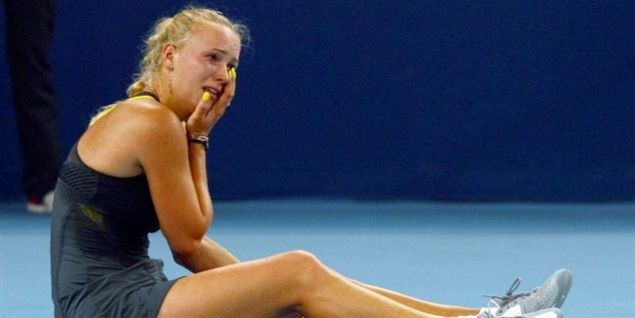 Sponsor dropper Wozniacki