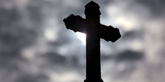 Hedensk fest indtager folkekirken