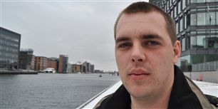 Rasmus Knapp har været maler i over fire år, men det må han stoppe med nu.