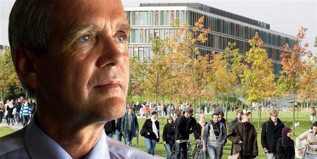 Universiteter forgyldte topfolk ulovligt