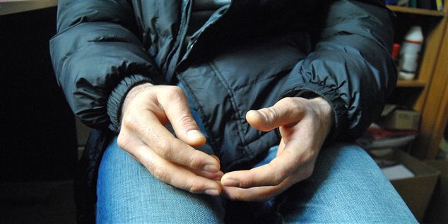 Emek arbejder illegalt for 15 kr. i timen