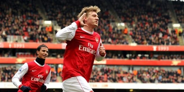 Bendtner mister sit barn