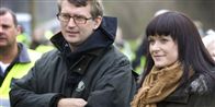 Troels Lund Poulsen er kun 34 år, men overtager nu sit tredje ministerium i karrieren. Han er ny undervisningsminister efter Tina Nedergaard. Tidligere har han været skatteminister og miljøminister. Her er han med sin partifælle og kæreste, Sophie Løhde.