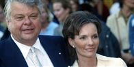 Køberen af Janni Kjærs millionvilla kommer til at dele vej med hendes eksmand, F.L. Schmidt-milliardæren Christian Kjær - hvis nogen altså gider købe den.