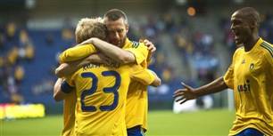 Ikke mere Brøndby-jubel - Thomas Rasmussen skal forsøge at sparke liv i karrieren i Lyngby.