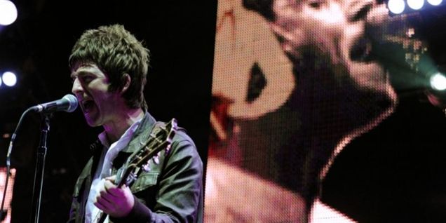 Krig med guitar og blomme, brødre i nyt opgør