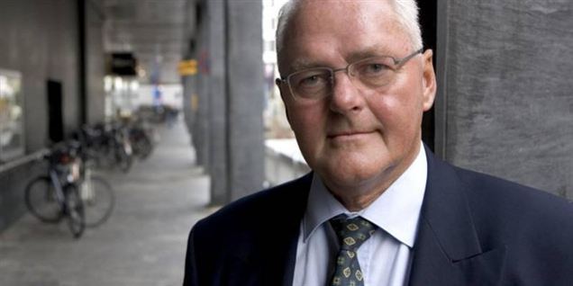 PET-chef undrer sig over Sass-historie