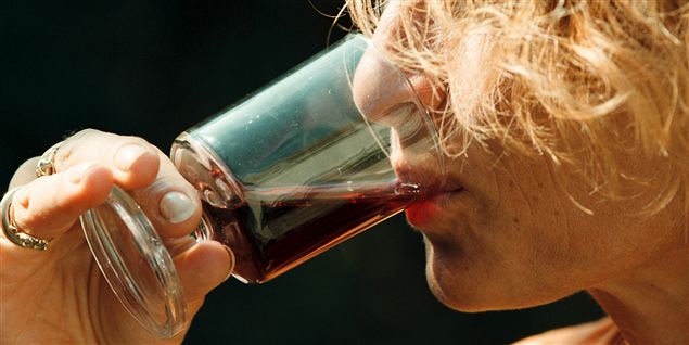 Alkoholikere får tvivlsom behandling