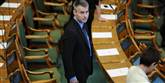 <span style='font-family: Arial; font-size: 15px; color: White;'>Allerede inden regeringen trådte til, så var der ballade internt i Socialdemokraternes gruppe. Den politiske ordfører, Henrik Sass Larsen, kunne ikke blive sikkerhedsgodkendt af PET.</span> <span style='font-family: Arial; font-weight: normal; font-size: 15px; color: #999999;'>Foto: Tariq Mikkel Khan / POLFOTO</span>