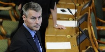S: Hemmelig Sass-læk undgår lup