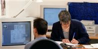 Det kan være psykisk hårdt at arbejde i en bank, vurderer Finansforbundet. Alligevel kender under halvdelen af forbundets medlemmer arbejdsmiljørepræsentantens arbejdsopgaver.