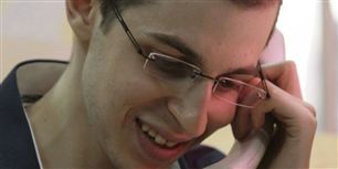 Gilad Shalit taler fra et hemmeligt sted i Egypten med sine forældre for første gang siden frigivelsen.