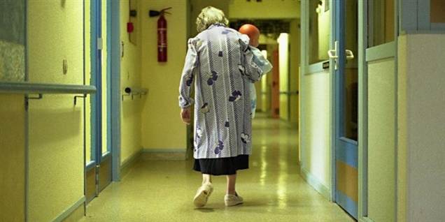 Etisk råd anbefaler, at det bliver muligt for plejehjemspersonale at undlade at genoplive ældre på plejehjem.