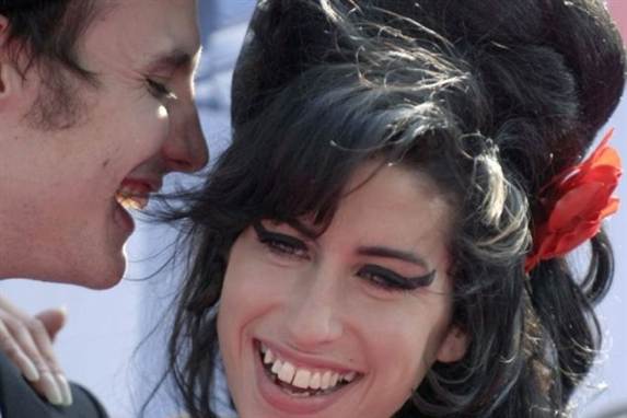 Amy og Blake er igen et par.