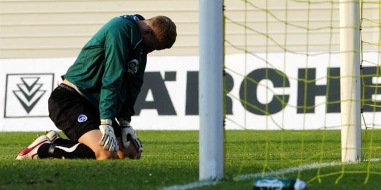 Old Traffords bænk skulle have nogle grumme fine puder, Anders Lindegaard, du kan glæde dig.