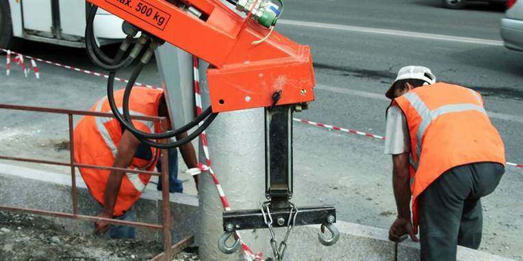 En arbejder fik fingeren beskadiget og firmaet skal nu betale 40.000 kroner i erstatning. Arkiv.