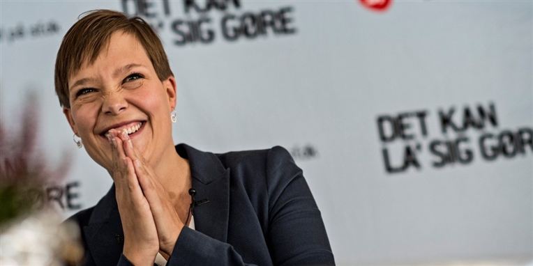 Astrid Krag gik stærkest ud af den første slag om formandsposten, mener kommentator.