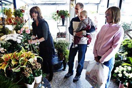 Der er travlt hos blomsterhandlerne i anledning af Mors Dag
 Foto: Jens Dige / POLFOTO