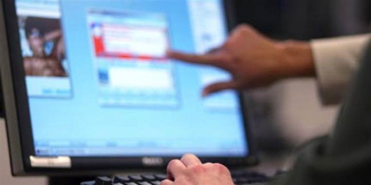 Børnepornografiske tegninger er ulovlige i både Norge og Sverige.