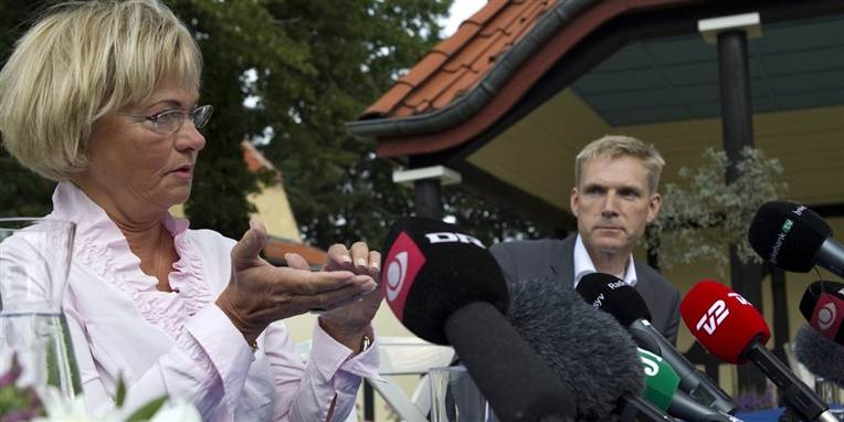 En rørt Pia Kjærsgaard offentliggjorde i dag sit farvel til formandsposten i Dansk Folkeparti.