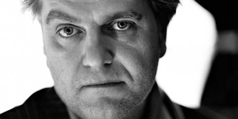 Det har ikke hjulpet Ole Bornedal, at hans seneste gyser er produceret af selveste horror-kongen Sam Raimi.