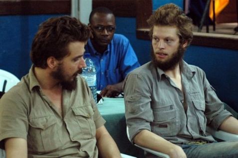 De to nordmænd dræbte deres chauffør, efter de var kørt fra Congo til Uganda.