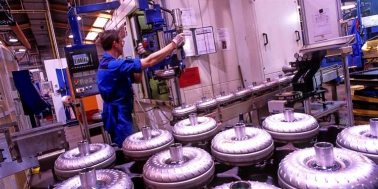 - Jeg synes, vi burde samarbejde om indsatsen frem for at slå hinanden oven i hovedet, siger arbejdsmarkedspolitisk chef i Djøf, Lars Munck.