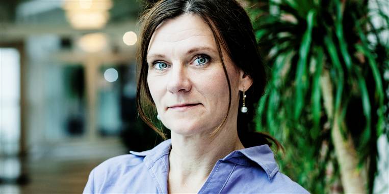TDC vil droppe samarbejde med tvivlsomme kursusudbydere, siger koncerndirektør Inger Ørum Kirk.