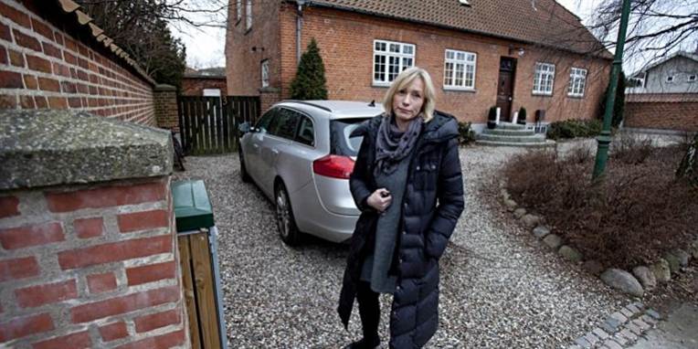 Henriette Kjærs husleje stiger med raketfart og huset er tæt på tvangsauktion