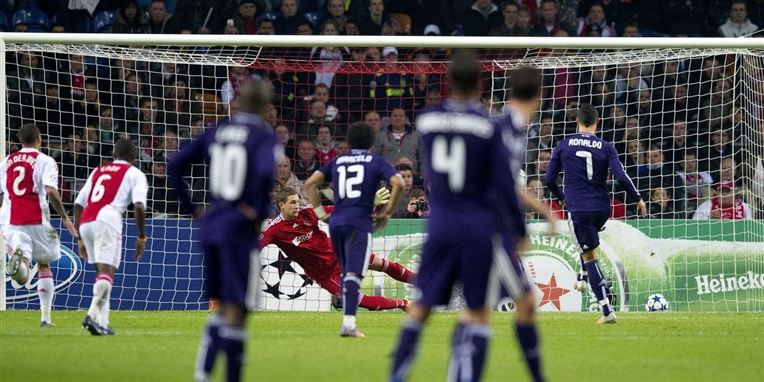 Søndag skal Real Madrid i kamp mod FC Barcelona på Camp Nou.