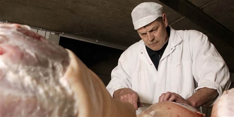 Slagterne er blandt medlemmerne hos NNF, der vil hive staten i retten, når efterlønsreformen gennemføres.