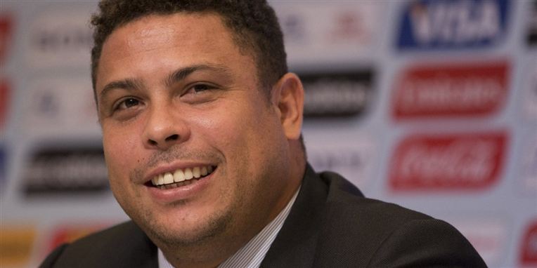Ifølge en ny bog, havde Ronaldo Luís Nazário de Lima en hed oplevelse som ung angriber i Barças.