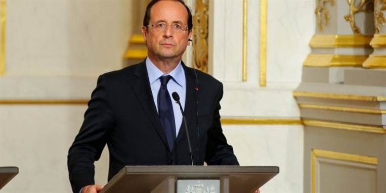 Frankrigs præsident François Hollande har sendt sine forslag afsted til EU-lederne forud for en stribe møder, som han skal i gang med i den kommende uge.