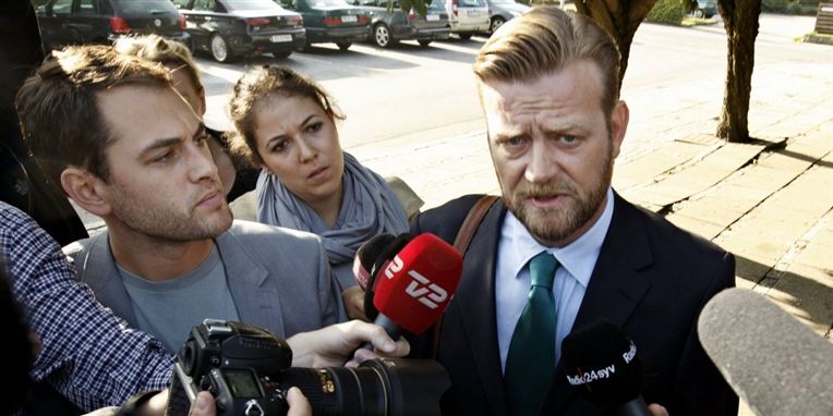 Peter Arnfeldt bliver nu sigtet for at have sendt Helle Thorning-Schmidts fortrolige skattepapirer til journalister.