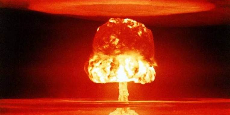 Iran arbejder forsat på at bygge atomvåben, konkluderer FN-rapport.