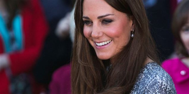 Hertuginde Kate var ved at tale over sig. Men så sagde hun, at hun og prins William alligevel ikke kender barnets køn.