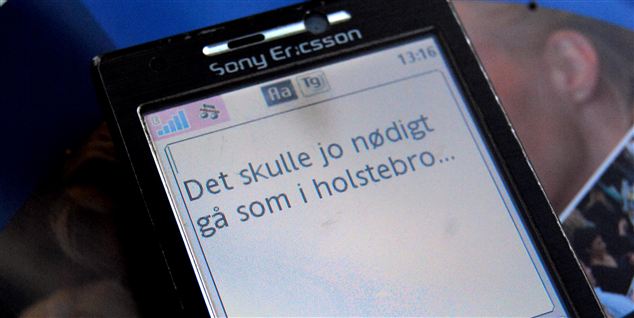 En kvindelig sagsbehandler blev i januar stukket ihjel på P-pladsen udenfor jobcentret. Kort tid efter modtog en sagsbehandler denne trussel fra en borger i Vesthimmerland.