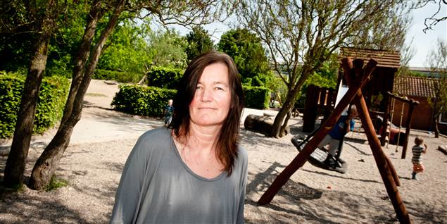 Trine Skjøder har røget siden hun var 15, men droppede smøgerne for et halvt år siden. Men den 52-årige børnehavepædagog fra Sorø mener stadig, at der skal være plads til rygerne på arbejdspladsen. Den holdning deler hun med 38 procent af befolkningen.