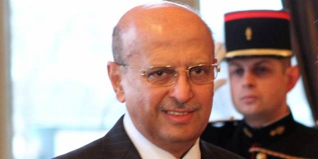 Præsident Abd-Rabbu Mansour Hadi skulle blandt andet have overværet militærparaden, hvor soldaterne blev dræbt i dag, mens de øvede.