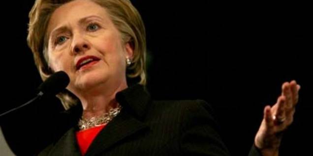 Hillary Clinton fordømmer amerikanske soldaters skændende handling.