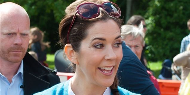 Her er Kronprinsessen veloplagt i forbindelse med et arrangement med Maryfonden.