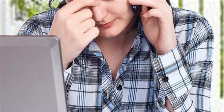 Arbejdsløsheden i Sverige er regionsbestemt. Arbejdsløsheden er højere i de nordlige og tyndtbefolkede områder, mens arbejdsløsheden i og omkring de større byer er lavere.