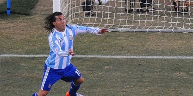 Carlos Tevez ser ud til at få gennemtrumfet sin vilje om et skifte væk fra det kolde, nordengelske klima.