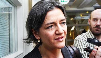 Margrethe Vestager (R) er imod Skattekommissionens forslag om at at forkorte SU-perioden. 
 Foto: Jens Dige / POLFOTO