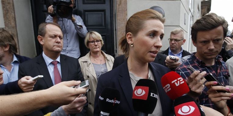 Beskæftigelsesminister Mette Frederiksen mener, at det giver god mening, at højtuddannede ældre fejer gader.