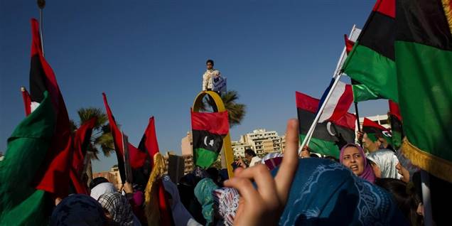 Libyerne går til valg i dag. Det første efter den forhadte diktator Muammar Gaddafi blev væltet og dræbt i oktober sidste år.