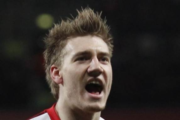 Nicklas Bendtner har bøvl med lysken. Morten 'Duncan' Rasmussen er indkaldt til at spille træningskampe.