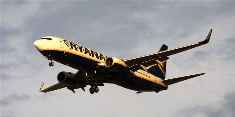 Luftfartens svar på en synkende skude? Ryanairs fly er åbenbart ikke blandt branchens bedste.