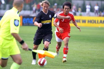 Nedved siger stop
 Foto: Lijian Zhang/wikimedia/ShareAlike 2.0