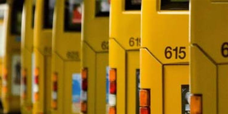 Busselskabet Arriva har det seneste år nedbragt antallet af materielle skader på busserne med 10 procent ved at installere ny teknologi - kaldet GreenBox - der giver chaufførerne løbende tilbagemeldinger på deres kørsel.